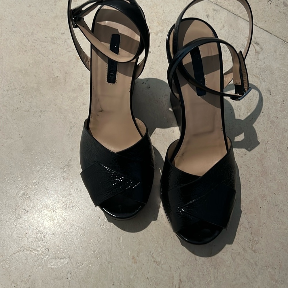 LONGCHAMP Black Patent Leather Wedges